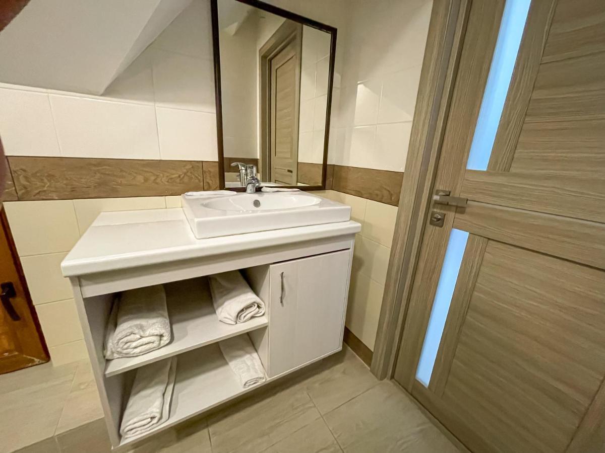 Resident Hotel Kaskelen Eksteriør bilde