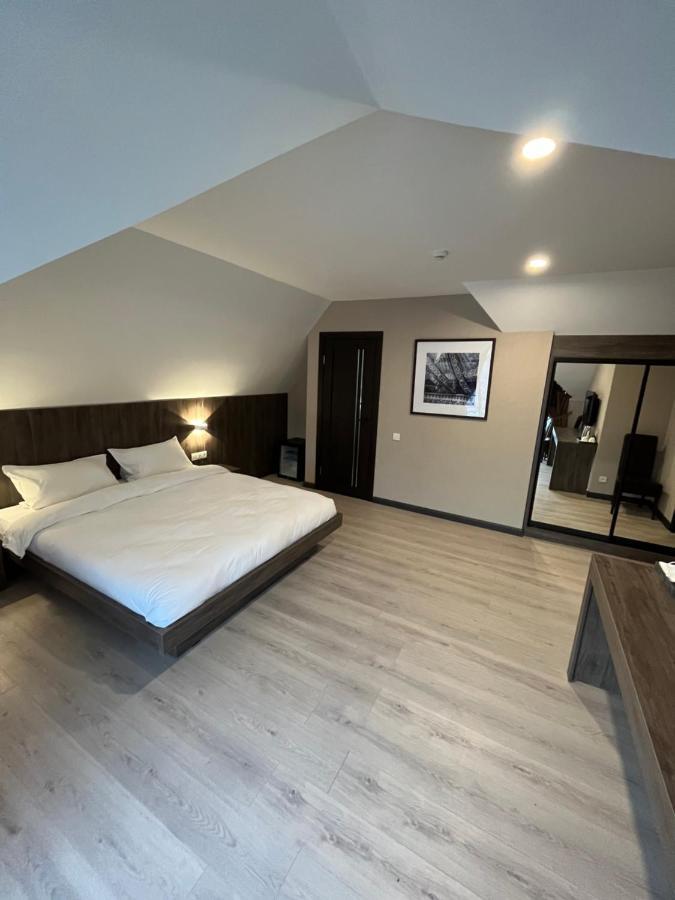 Resident Hotel Kaskelen Eksteriør bilde